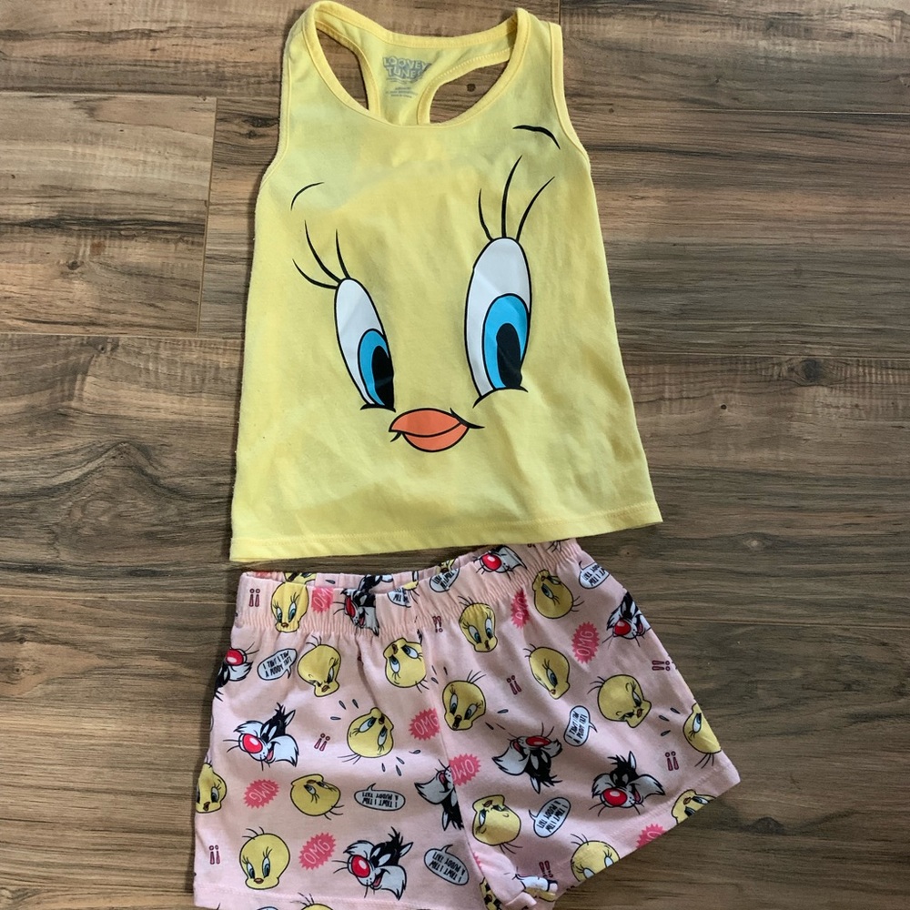 Girl’s Tweety Bird Looney Tunes Pajama Set